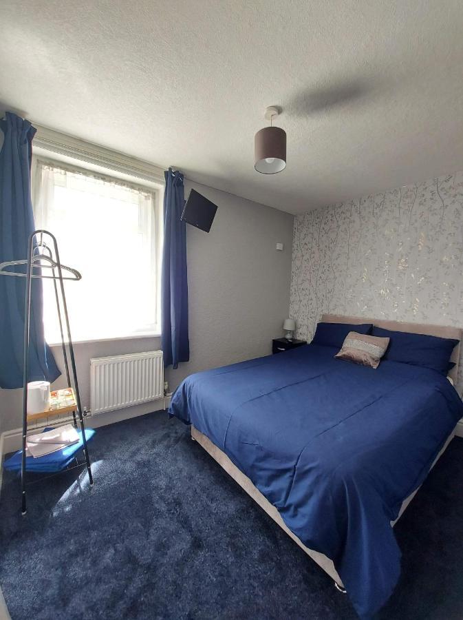 The Clevedon Bed & Breakfast Blackpool Exterior foto